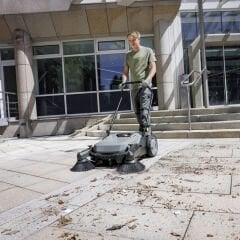 Karcher KM 70/20 C 2SB Zemin Temizleme Makinesi