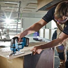 Bosch GST 18V-Lİ B 4.0AH Akülü Dekupaj Testere Makinesi