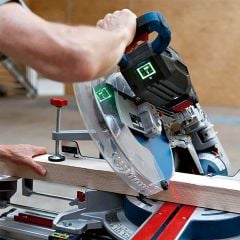 Bosch Professional GCM 18V-305 GDC Akülü Gönye Kesme Makinesi (SOLO)