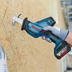 Bosch GSA 18 V-LI C Akülü Tilki Kuyruğu Testere