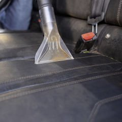 Karcher Puzzi 4/30 Classic Süpürgeli Halı Ve Koltuk Yıkama Makinesi