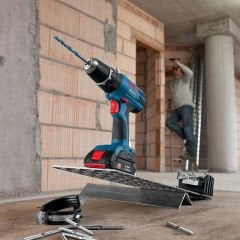 Bosch Professional GSB 185-LI 2.0 AH Akülü Darbeli Vidalama Makinesi